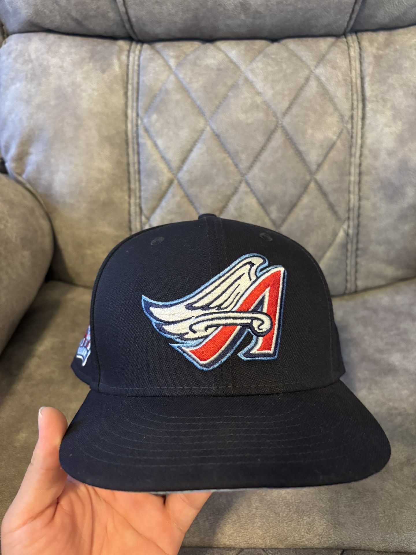 Angels 7 5/8
