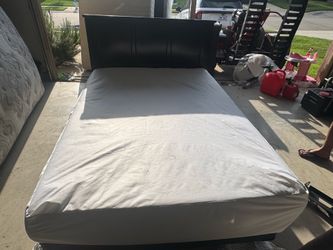 Full size mattress, boxspring, rails and headboard