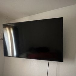 Samsung 50 Inch LED TV With Wall Mount