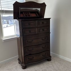 5 Chest Drawer - $500- Excellent Condition
