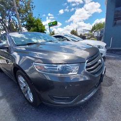2018 Ford Taurus