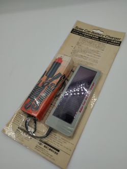 Vintage Solar Car Battery Charger - Brand New Maintainer