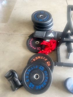 Weight bench with 300 lbs plates