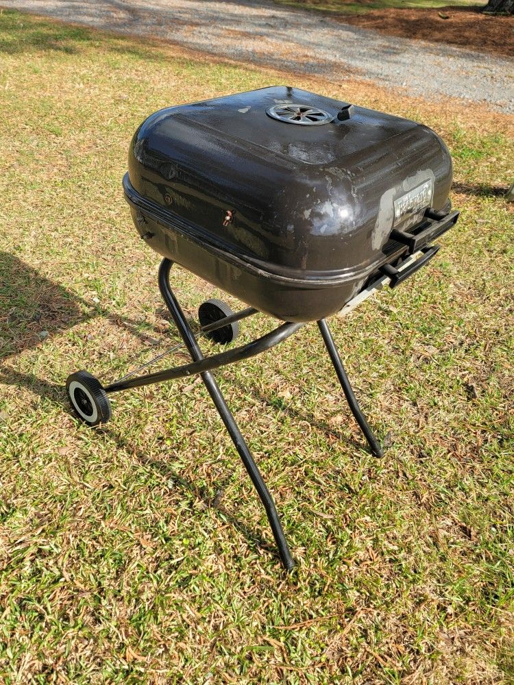 The Backyard BBQ Grill