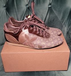 Women's Louis Vuitton Brown Monogram
