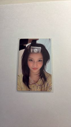 ILLIT iroha Mamihlapinatapai photocard