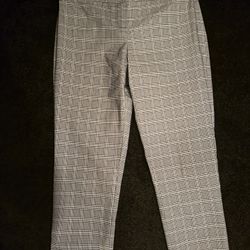 Women’s Gray Dress Pants Straight Leg Cropped Size Large
