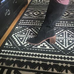 Crown vintage Suede Boots