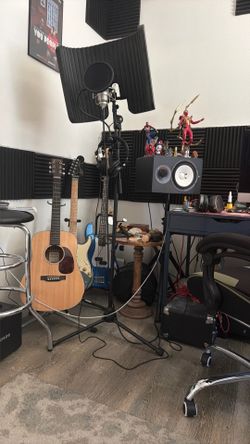 Guitar lessons and music production