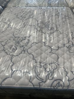 Serta 34th Street 15" Medium Mattress, California King