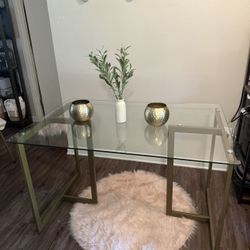 Glass Table Excellent Conditions, Brand New (Without Chairs) 47"X 32" H 30"