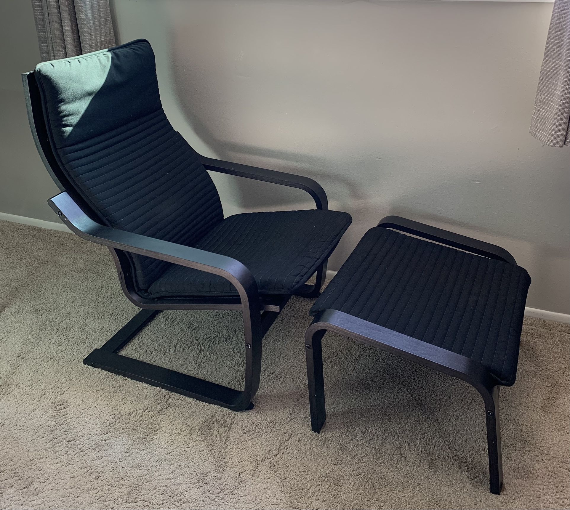 Armchair With Foot Rest 