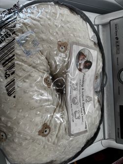 Baby Feeding & Infant Support Pillow