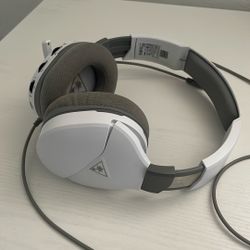 Used Turtle Beach Recon 200 Gen 2 Wired Gaming Headset for Xbox Series X|S/Xbox One/PlayStation 4/5/Nintendo Switch