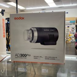 Godox AD300 Pro Outdoor Flash