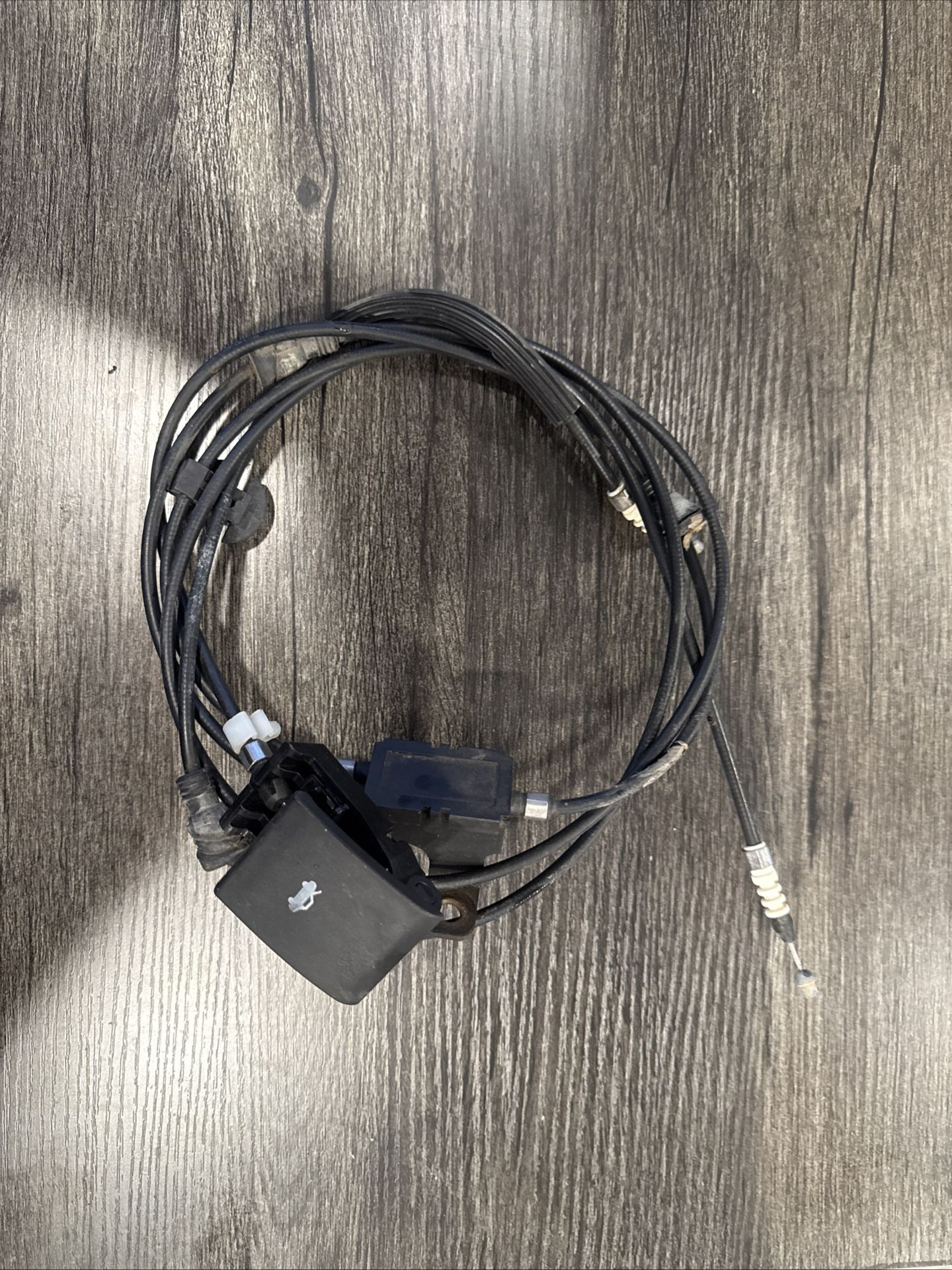 2015-2018 JEEP RENEGADE HOOD BONNET RELEASE OPEN OPENER CABLE LINE W/ HANDLE OEM