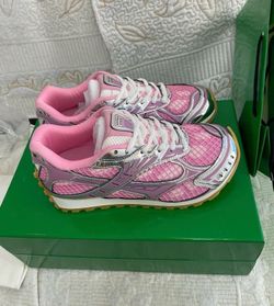 Bottega Veneta Orbits | Pink | Size 39 / Women Size 9