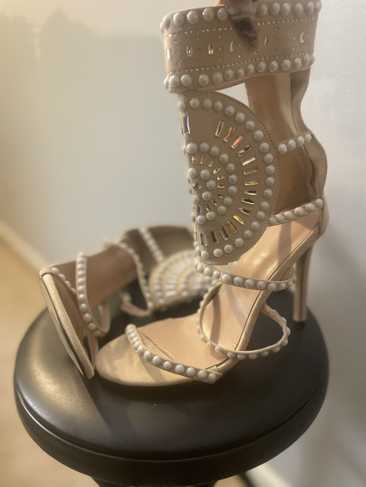 Women’s Fashionable Heels Size 8 1/2