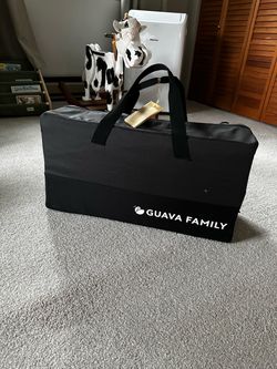 Guava Lotus travel crib