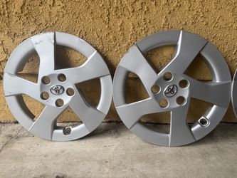 Prius hubcaps
