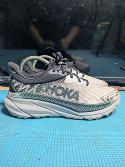 Size 8B - Hoka One One Challenger ATR 7 Harbor Mist Spruce Women