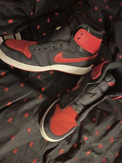 Red Nike Shoes No Laces