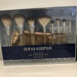 Sonia Kashuk Limited Edition Opal Twist Brush Set 8 Brushes and Case