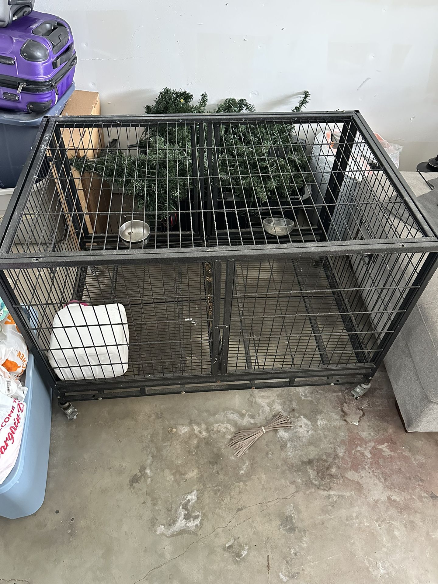 Dog Kennel/cage