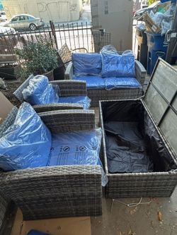 Outdoor Wicker Style Patio Set
