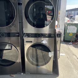 lg  washer dryer electric  new 27 inches 