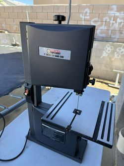 Central Machinery 9” Bench Top Band Saw – Great Condition