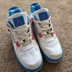 Women's Jordans Retro 4 Size 8.5