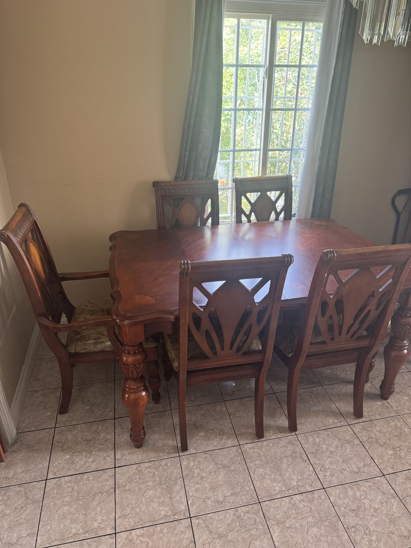 Dining Table With Chairs 