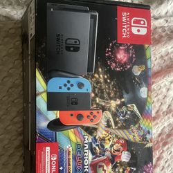 Nintendo Switch 