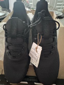 Adidas Men shoes size 11