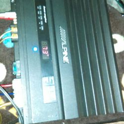 Alpine MRD-M500.V12..one channel mono block...