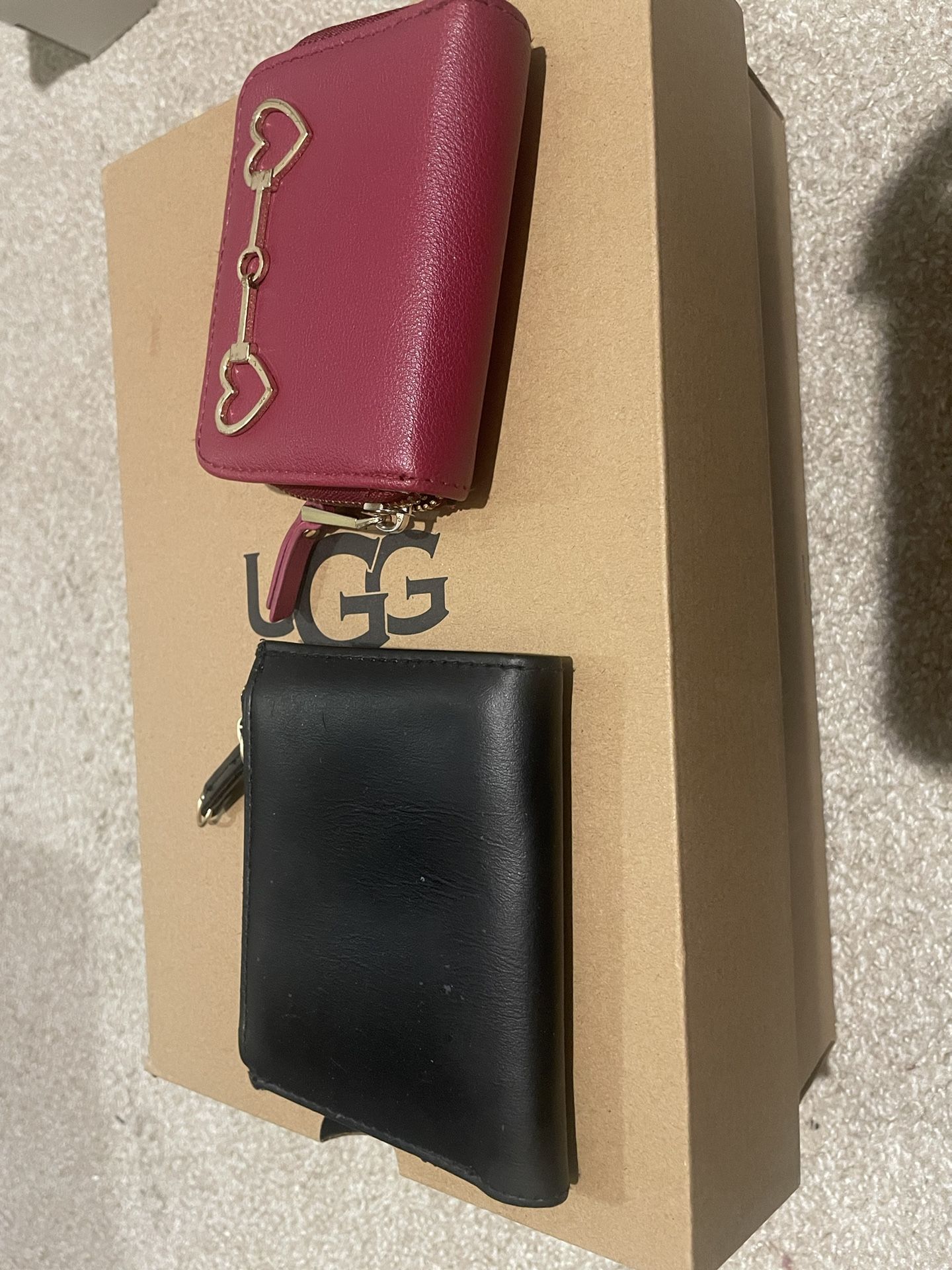 women’s small wallet ($10)