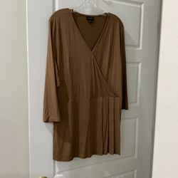 Ladies clothes. Closet, clean out.  Huge bundle (OVER 50 ITEMS) all size LARGE. LIKE NEW 