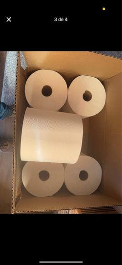 New box paper towels 6 jumbo rolls