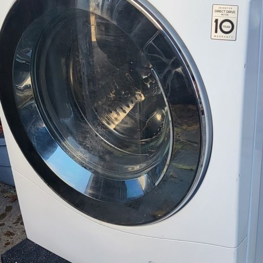 LG Washer And Dryer Combo
