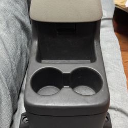 2008 Ford Taurus X Center Console w/ Beige Leather Armrest