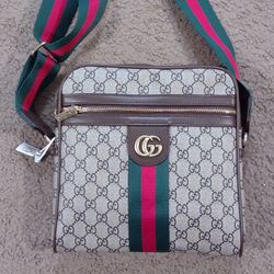 Gucci Crossbody Ophidia Bag