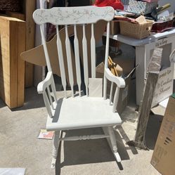 Shabby Chic Rocking Chair 