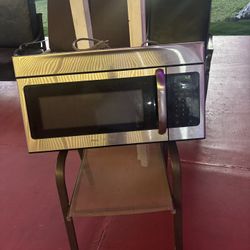 Used But Good Microwave 