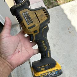 DEWALT ATOMIC 20V MAX* Reciprocating Saw