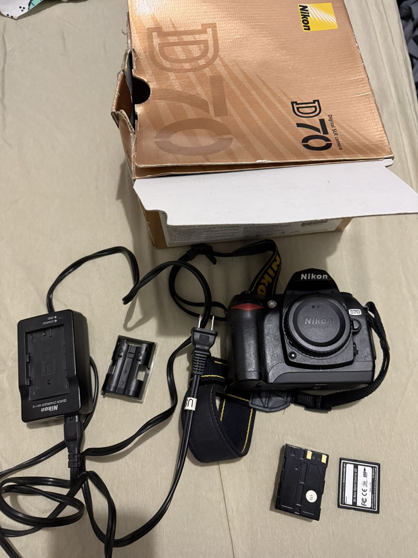 Nikon D70