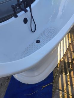 Porcelain Tub