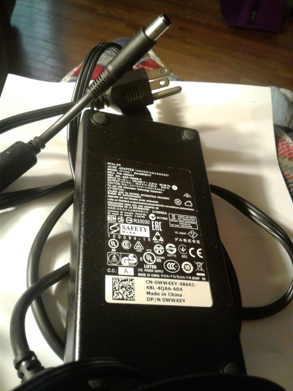 Genuine Dell Laptop Charger Power Adapter DA180PM111 ADP-180MB D ,0WW4XY, WW4XY