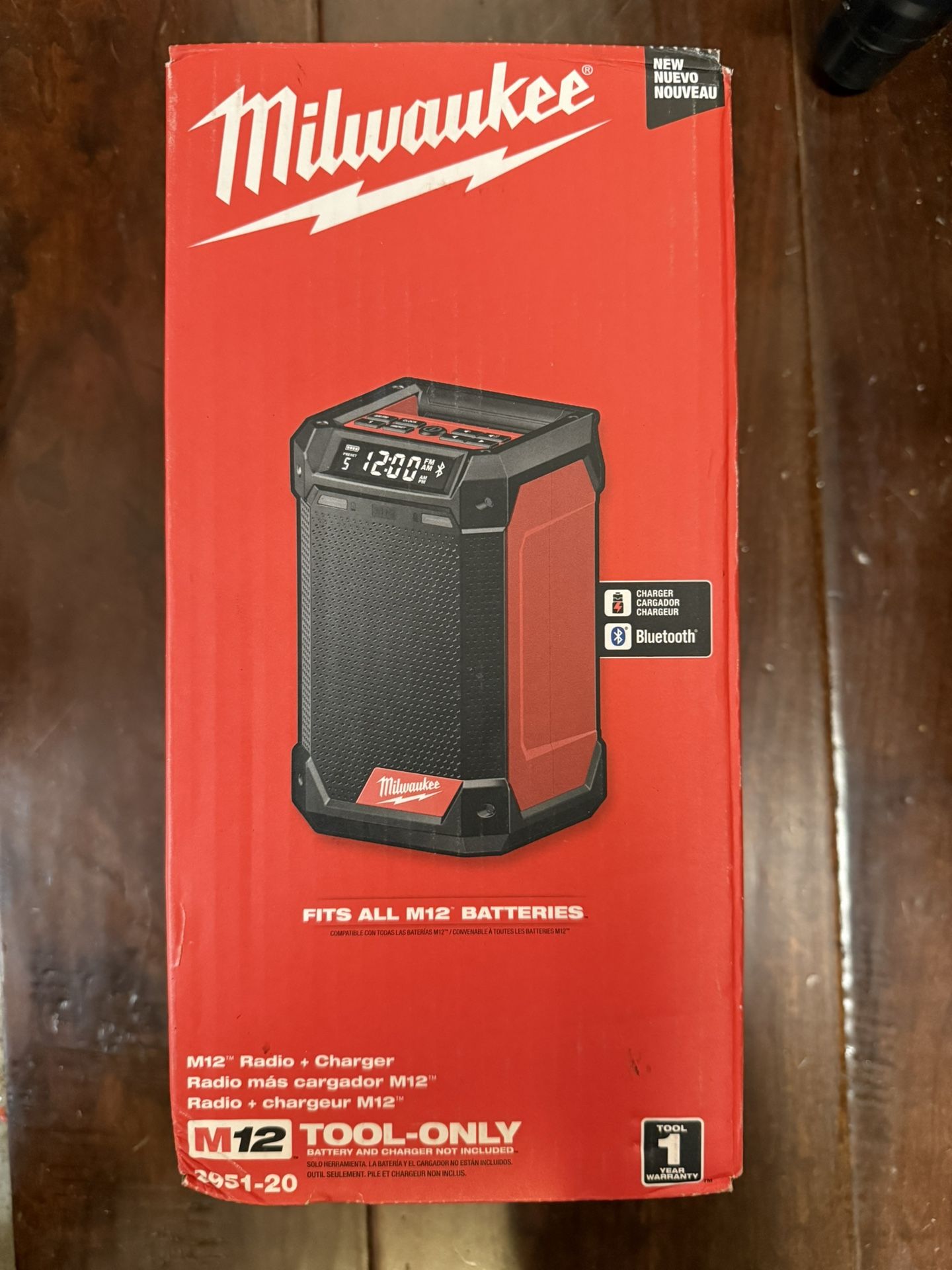 Milwaukee M12 Bluetooth Radio With Charger And 2.0ah Battery Wi
