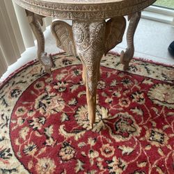Decorative table with elephant, motif legs